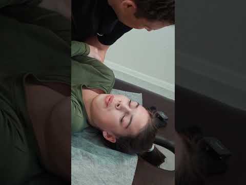 best chiropractor and back crack for Lisa