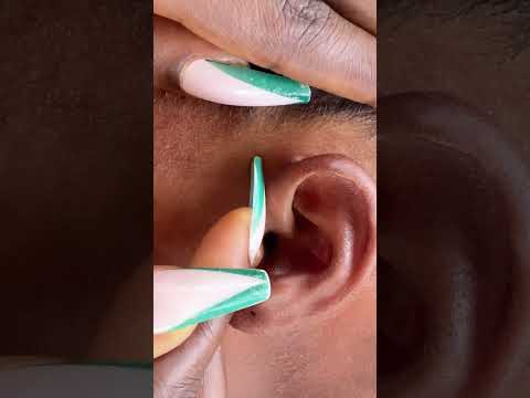 Asmr ear cleaning on a real person #asmr #relax #tingling #nitpicking #satisfying #skincare