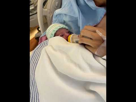 First Time I Fed My Baby Right After I Gave Birth