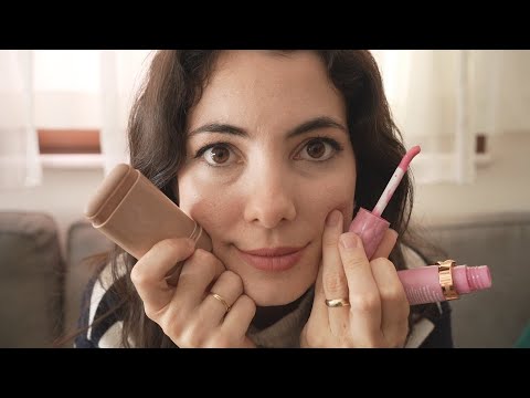 ASMR: Te maquiando rápido porque estou com pressa