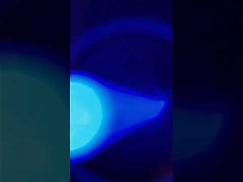 Shining lights through a tube #asmr #visualasmr #asmrshorts #raeasmr #lighttriggers #lightsabers