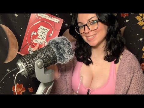 ASMR - Unintelligible Book Reading 📚💙