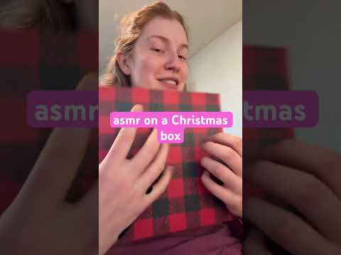 ASMR ON A CHRISTMAS BOX #asmr #relax #mouthwhisper #asmrtriggers #asmrsounds #tapping