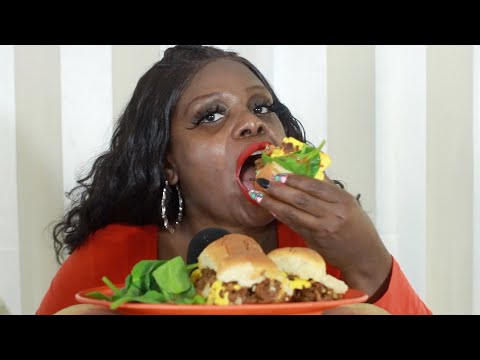 Meatball Sliders ASMR eating Sounds ./ Vegetarian