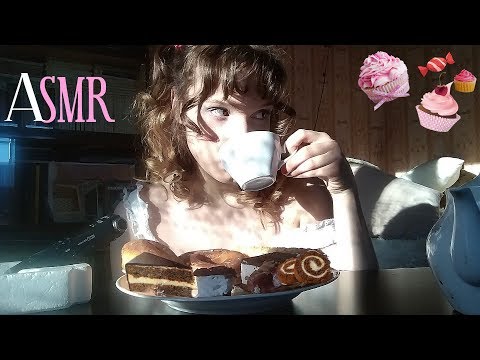 АСМР ИТИНГ ПИРОЖНЫЕ |Чаепитие|РАССКАЗЫВАЮ ПРО КОТОВ*ШЕПОТ* ASMR EATING BISCUITS* RUSSIAN WHISPER