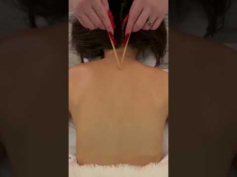 would u like me to trace your name next? ❤️ #asmrtracing #asmrmassage