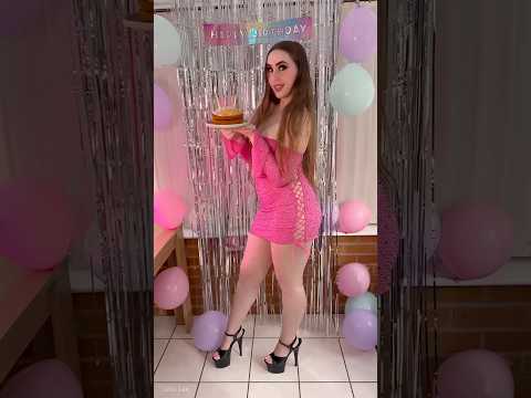 Made a birthday wish I hope will come true very soon!!🥳⭐️🎂🎉 #libra #birthday #birthdaygirl #heels
