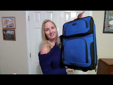 ASMR | Packing for a Quick Solo Beach Trip! (Soft Spoken)