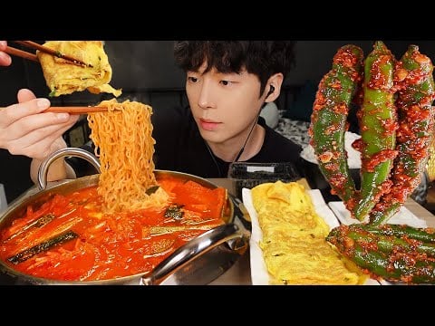 MUKBANG | 집밥! 직접 만든 김치 라면 & 계란 말이 스팸, 오이고추 김치 먹방 | RECIPE KOREAN HOME FOOD الأرز المنزل Nhà gạo