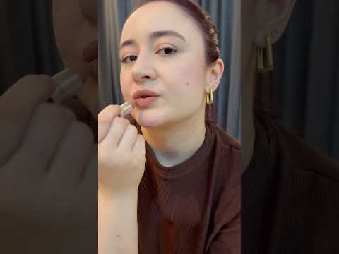 ASMR: LIPSTICK APPLICATION 💋 #shorts #asmr