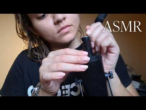 ASMR limpando o mic e conversinha 😊💤