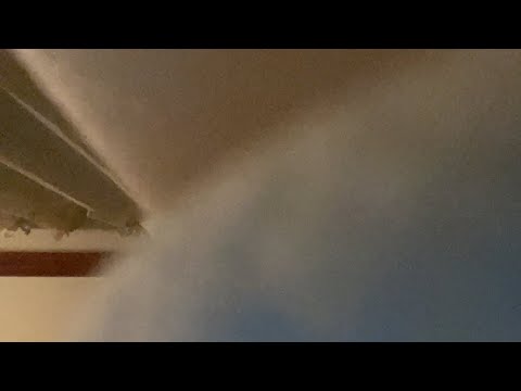 DOOBOO ASMR 라이브 스트리밍 중 크리스마스 영상 아이디어 회의