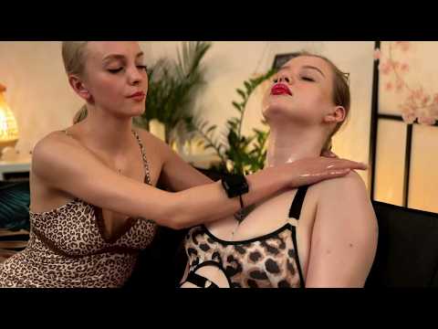 Lea, Scarlet, and Veronica focus on back massage techniques with synchronized grace

backmassage,gen