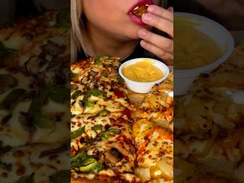 Pizza and Wings #asmr #food #tastybites #pizzahut