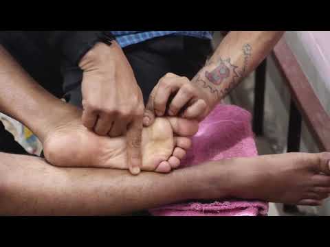 fire🔥burning foot massage therapy with camphor fire by Indian barber