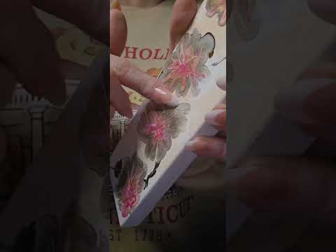 Fast Scratching On A Canvas