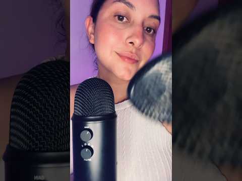 Desenredo tu pelito 💇🏽‍♀️♥️#asmr #asmrsounds #asmrcommunity #relax #mouthwhisper #mouthsounds