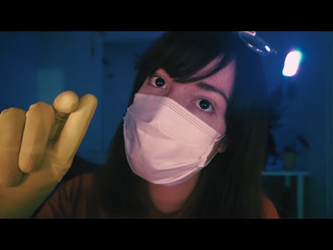 ASMR | MAD Doctor Rearranges Your Face (rubber gloves, sponge)
