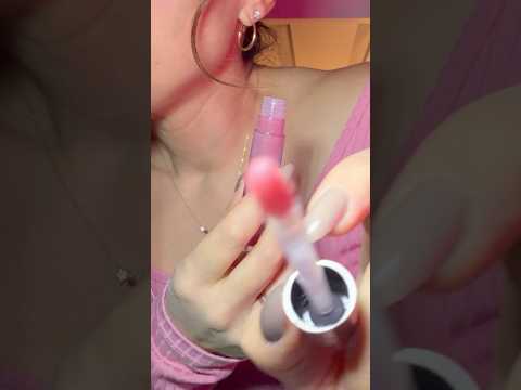 #lipglossapplication #lipgloss #mouthsounds #mouthsoundsasmr #wetmouthsounds #tingly #asmrnotalking