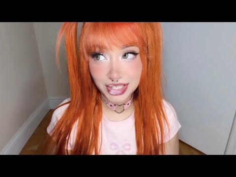 ASMR-My Creamy Lipgloss Has A Secret Ingredient 