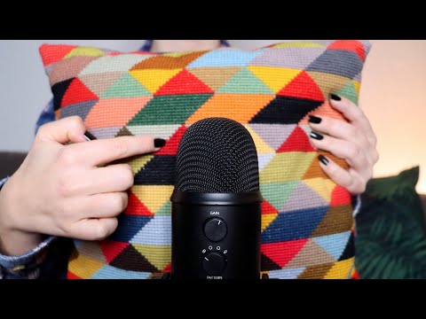 ASMR - Pillow Tracing & Other Random Triggers (Bubble Wrap, Cardboard, Fluffy Socks) [No talking]