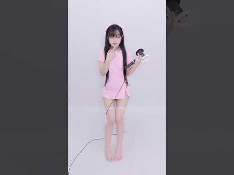 🥰晓美 ASMR｜4k Wheezing oral sound licking ear playing tongue sound silk stockings