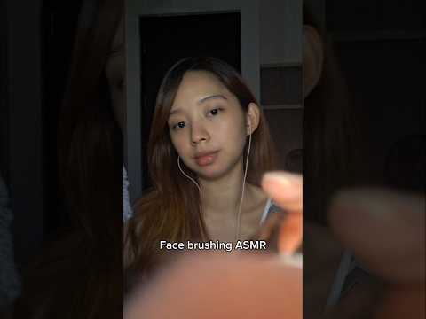 face brushing in a loop😴