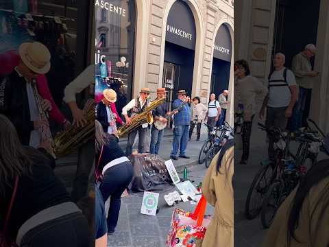 Street jazz #streetsounds #travel #florence #italy #unintentionalasmr