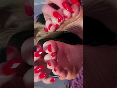 Soles ASMR #soles #feet #asmr #pedicure #tapping #asmrsounds #relax #relaxing #massage #foot