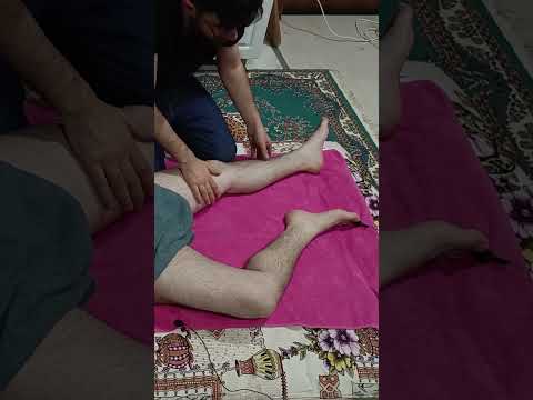 SLOW AND RELAXING LEG MASAGE SPORTS THERAPY #shortvideo #massage #triggersforsleep #asmr