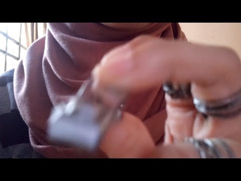 ASMR | Fast doing your nails (Nail Salon Roleplay)