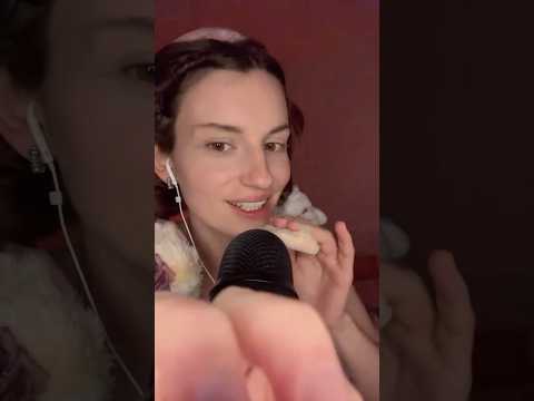 Asmr// Should I scrub your face? 🙈 #asmr #asmrtriggers #asmrlive #asmrcommunity #asmrshorts