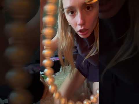 how do we feel about this??! #asmr #relax #asmrtriggers #tingles #asmrtingles