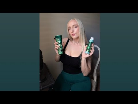 ✨🎧ASMR Lotion Sounds🧴Vanilla Bean Noel from Bath and Body Works🎄🎁✨