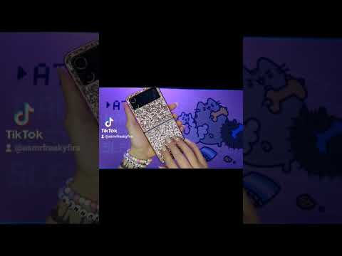 Love the frontdisplay #asmr #flip4 #samsungflip4 #frontdisplay # shorts #nailtapping