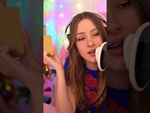 Tapping on my hard wood ☺️ #asmr 