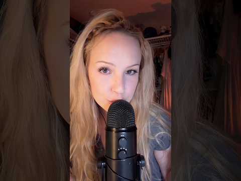 ASMR kisses 💋 and lipstick 💄 (but doing it the wrong way)