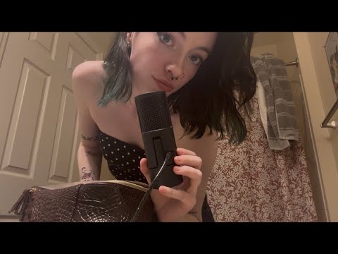 ASMR playing with my makeup 