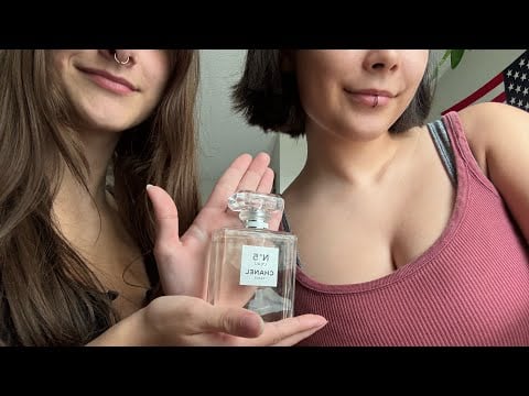 My best friend tries asmr for the first time ! (Layered tapping +various triggers !)