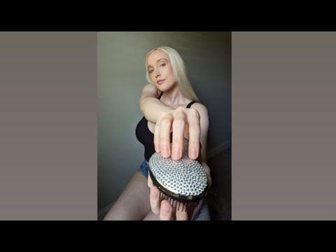 🎧ASMR Hair Brushing💕gently brushing your hair, then mine🍬random gum chewing sounds✨