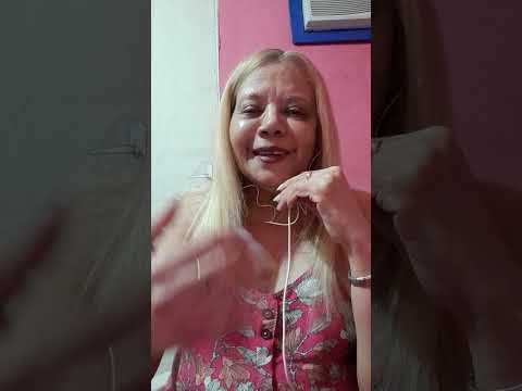 ASMR Short  Contando para vocês  em Inaudível  como foi meu dia hoje. 😴😴