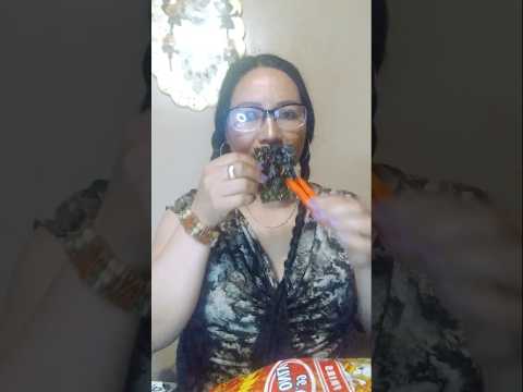 HOW I EAT FRIES AND SEAWEED #shortsfeed #viralshort #eatingsounds #asmrshorts #mukbang #everyone