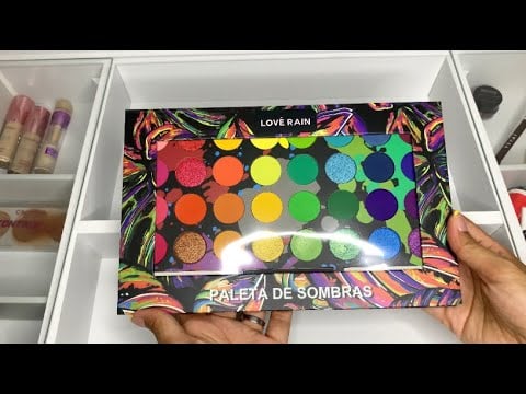 ASMR- ORGANIZANDO AS MAQUIAGENS NA PENTEADEIRA!