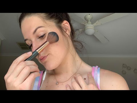 ASMR - Visual Triggers (collarbone, face brushing, hand movements) 💓