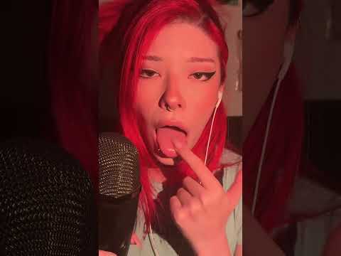 tongue tapping - spit painting visuals mouthsounds ASMR SHORT video! #spitpainting #egirl #gamergirl