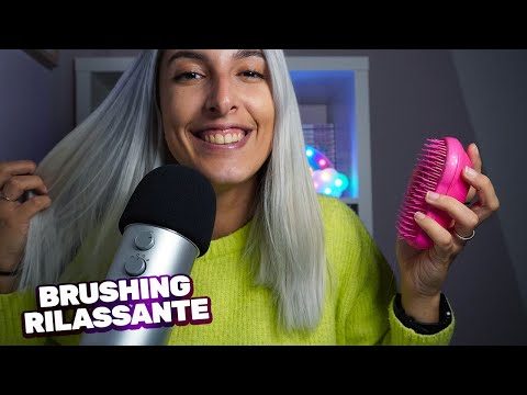 MI SPAZZOLO I CAPELLI PER FARTI RILASSARE 💖 BRUSHING ASMR ITA