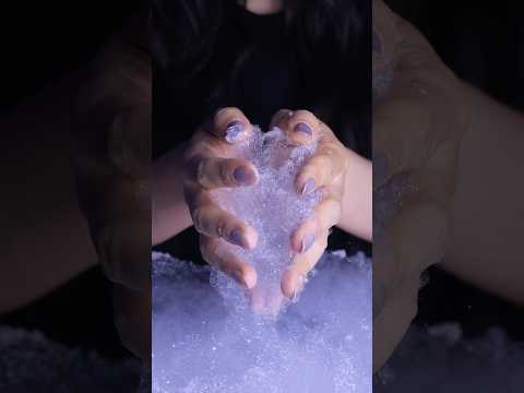 #asmr Have you ever heard the sound of dry bubble popping