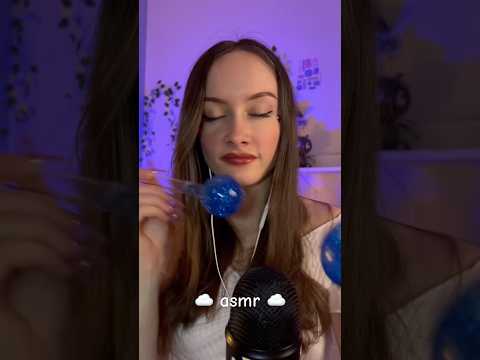 Lequel triggers tu préfères ? 👀🤍 #asmr #tingles #triggersforsleep