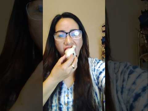 EATING FRESH GARLIC#everyone #food #shortsfeed #mukbang #eating #challenge #garlic