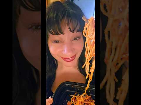 Leftovers 💚        cheese pasta.
